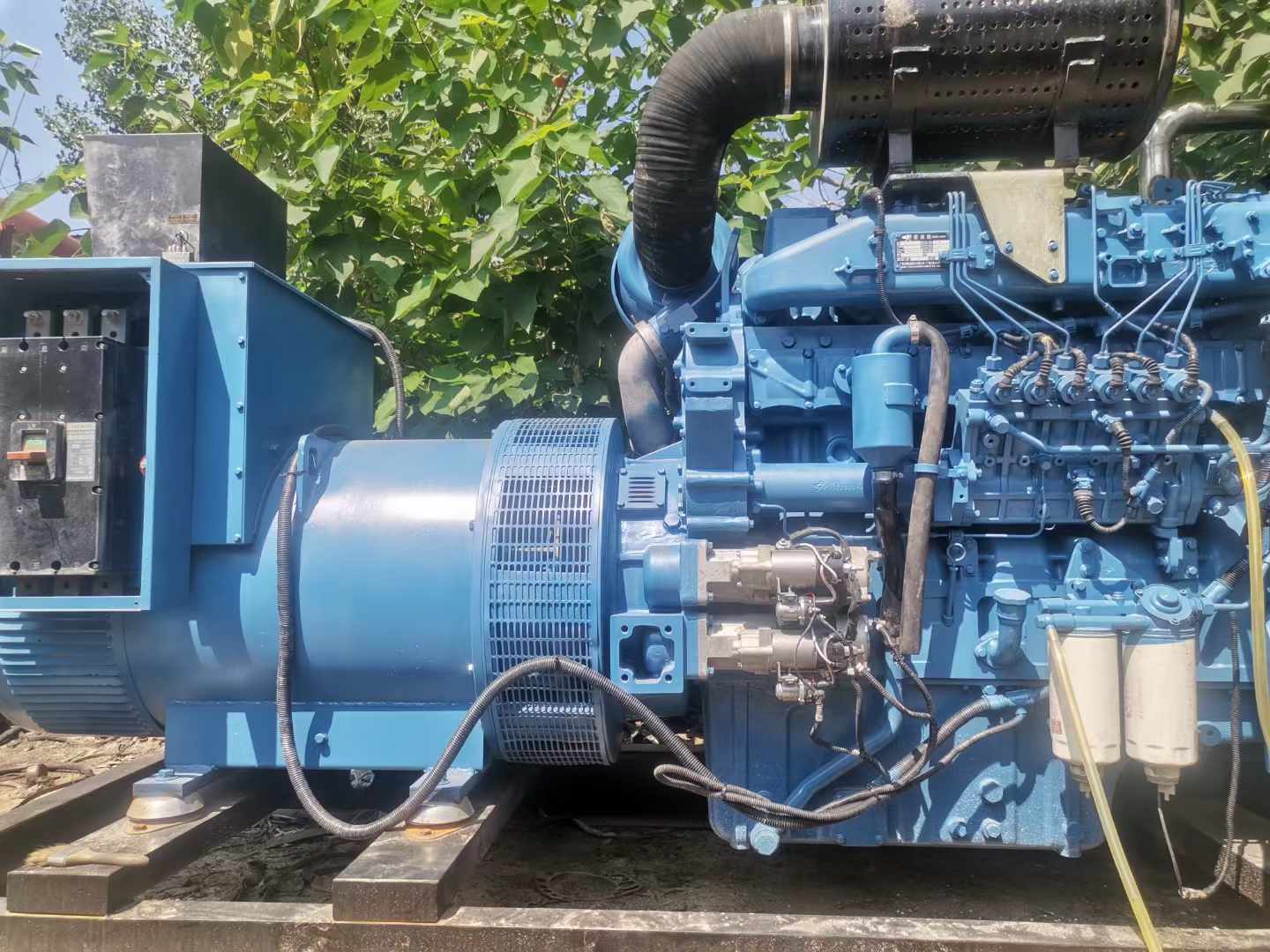 柳北详细说明降低 800kW 柴油发电机输出电流波动的方法