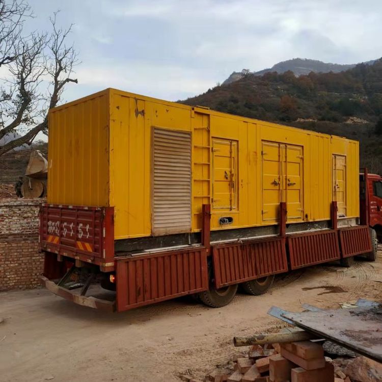 柳北200kW 发电机组在带电阻性负载时，输出功率会受到哪些因素的影响？